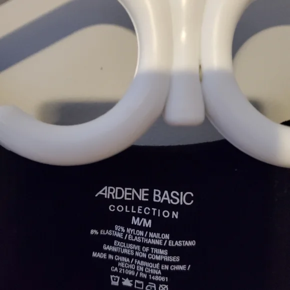 Tank or bra - Picture 2 of 3